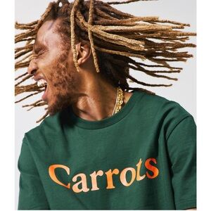 NWOT Anwar Carrots Green Graphic T-Shirt 🥕